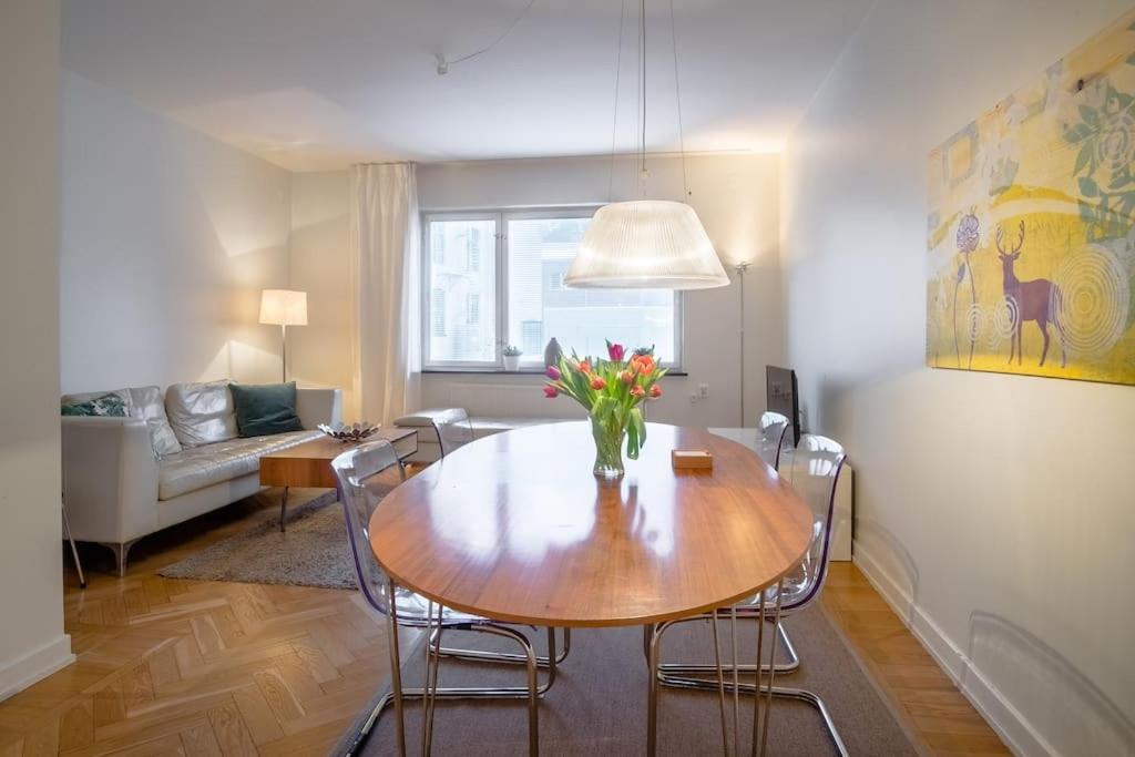 Stockholm Checkin Apartment Alvik ภายนอก รูปภาพ