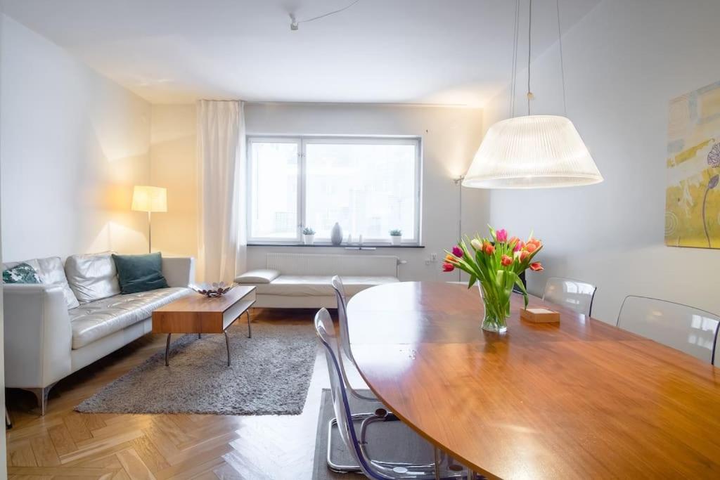 Stockholm Checkin Apartment Alvik ภายนอก รูปภาพ
