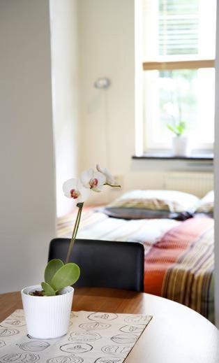 Stockholm Checkin Apartment Alvik ภายนอก รูปภาพ